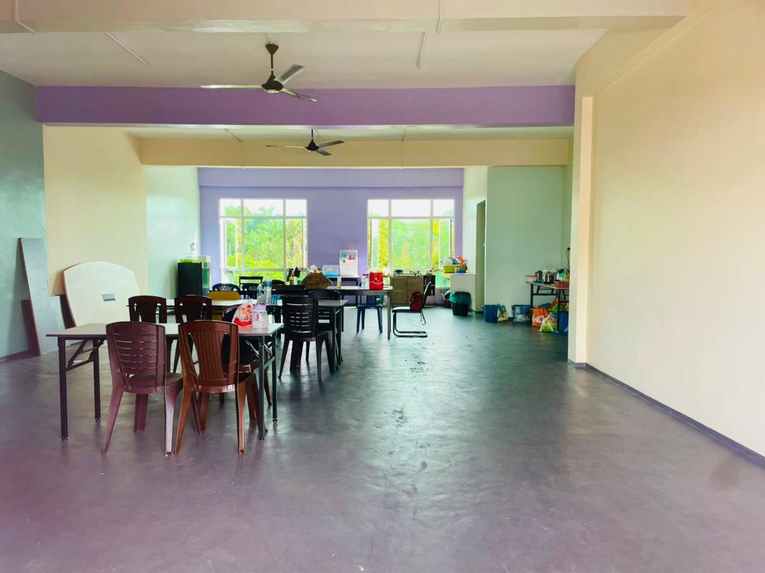 Dewan makan pelajar KKTS