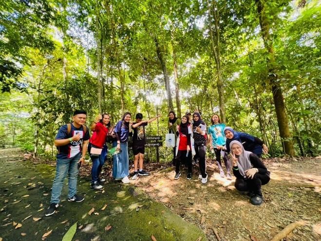 Lawatan sambil belajar ke Rainforest Discovery Centre